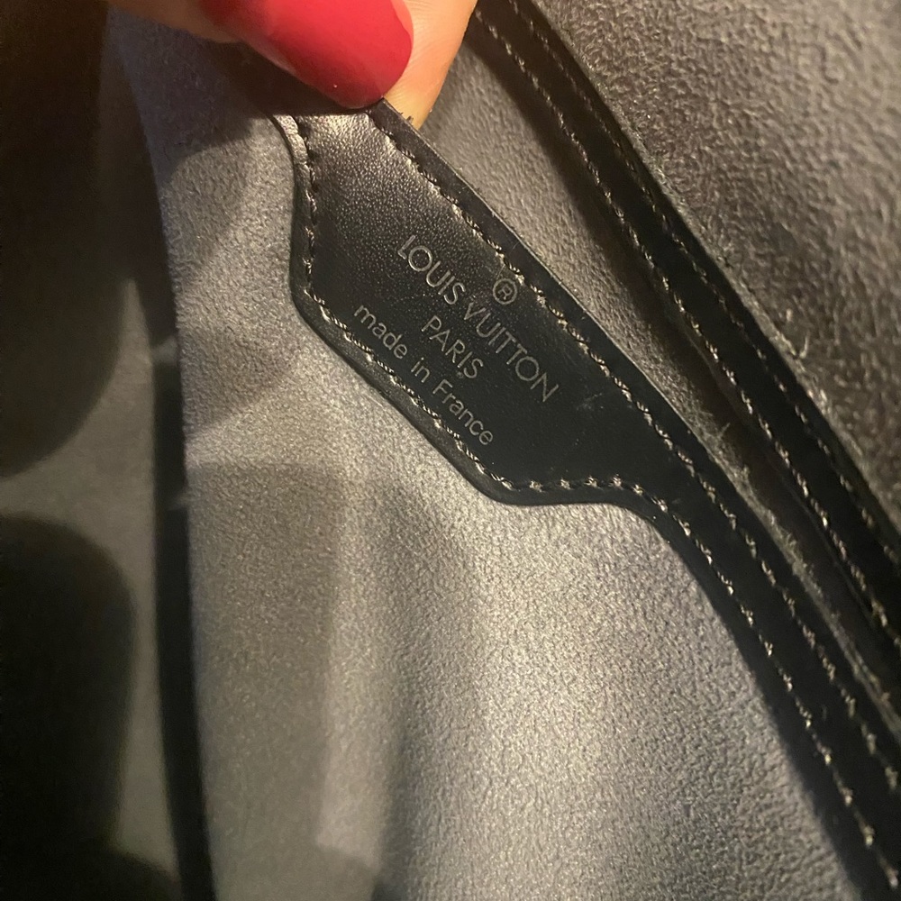 LOUIS VUITTON JOSH BACKPACK LEATHER BACKPACK - Picture 11 of 13